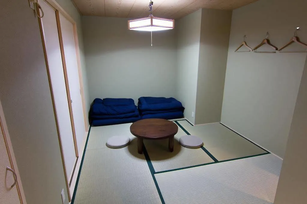 Kyoto Guesthouse Lantern 0*,