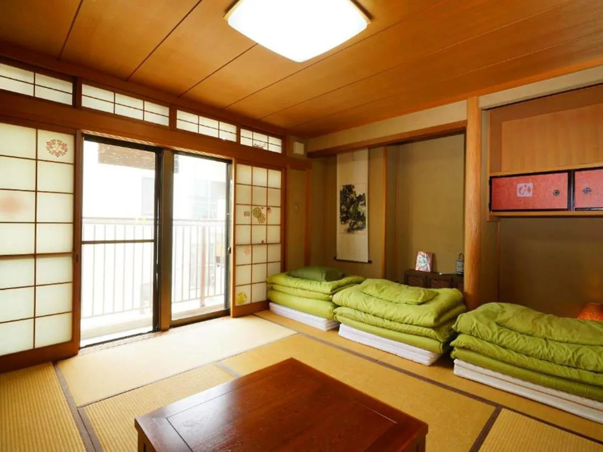 Kyoto Guesthouse Lantern